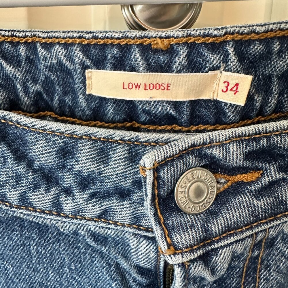 Levi's Low Loose Wide Leg Jeans, Size 34 x 30 - Picture 3 of 5